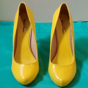 MICHAEL ANTONIO YELLOW PUMPS SIZE 10